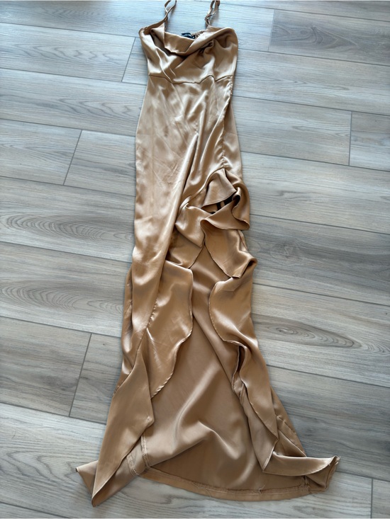 PrettyLittleThing Dresses & Skirts - PrettyLittleThing Satin Slip Dress in Champagne